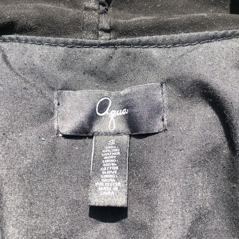 Aqua Jacket - Picture 5 of 16